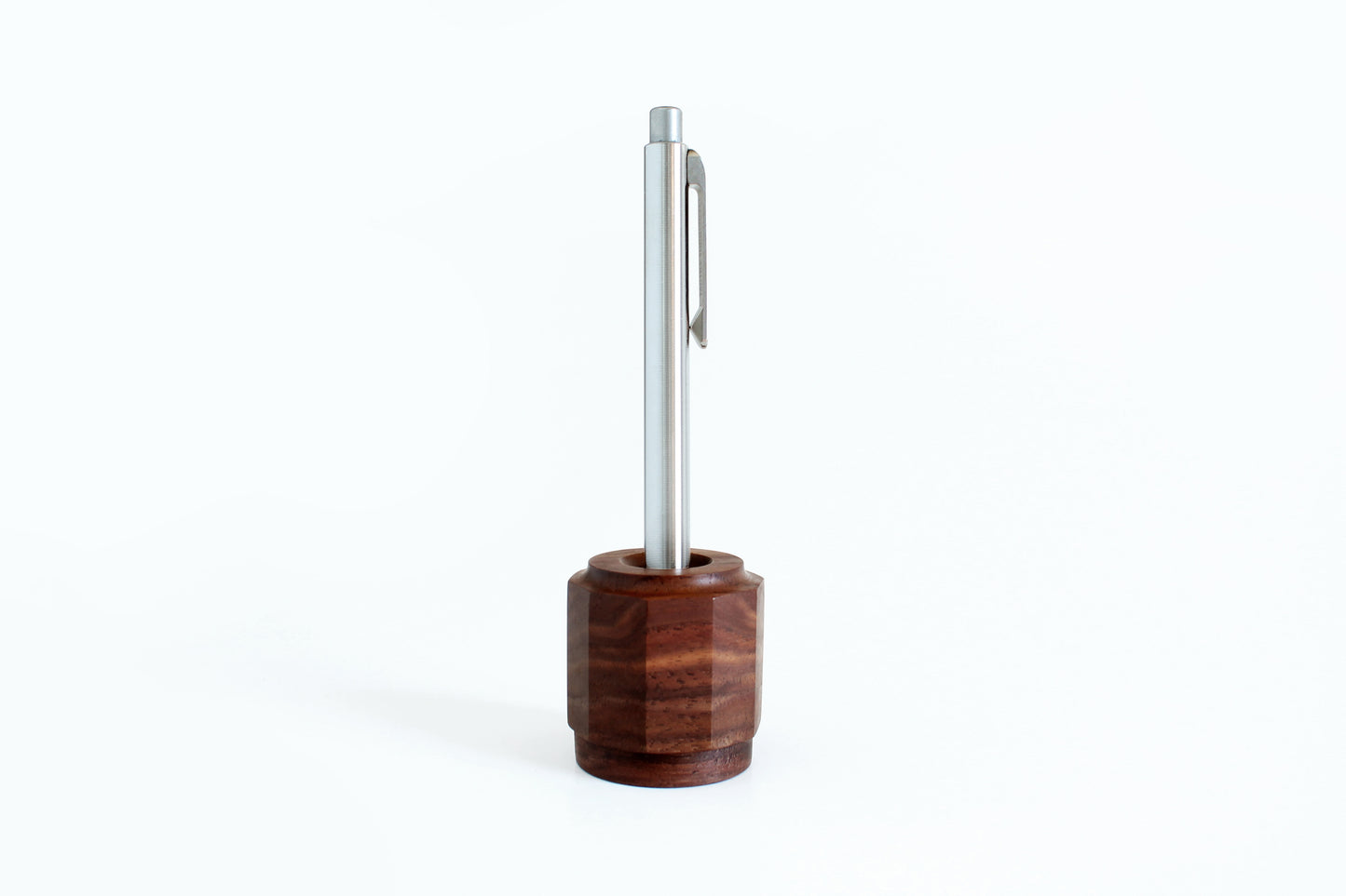 Walnut pen holder with titanium pen